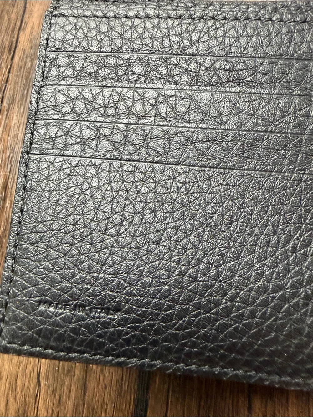 FENDI Selleria Bifold Wallet Black Cuoio Romano Pebble Leather Metal Stitch NEW